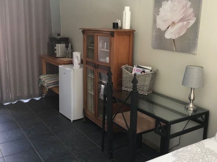 Bed and Breakfast 28 La Rochelle