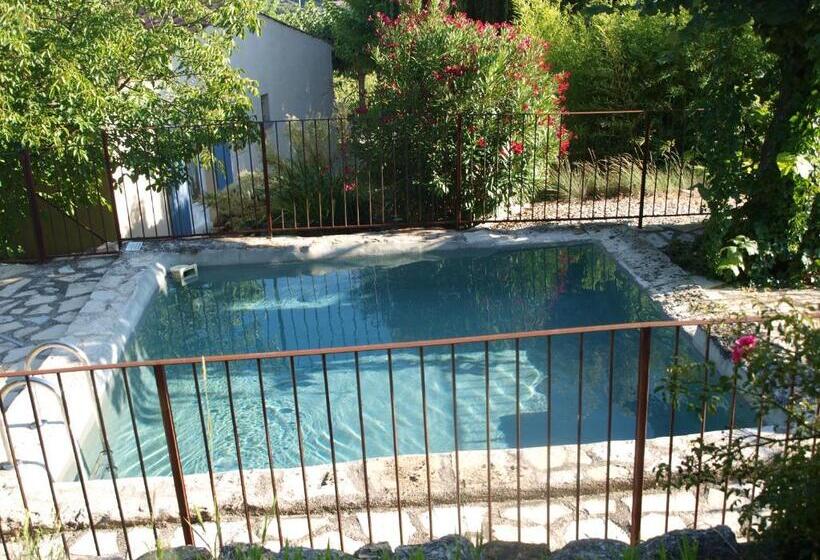 مبيت وإفطار Jardin D Antan