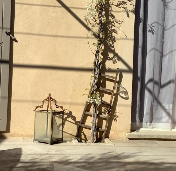 مبيت وإفطار Jardin D Antan