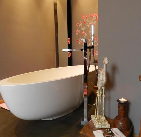 مبيت وإفطار O Sixième Sens