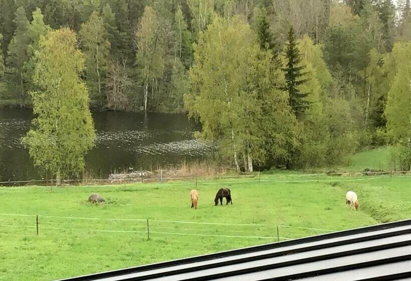 ベッドアンドブレックファースト Purola Farm Guesthouse