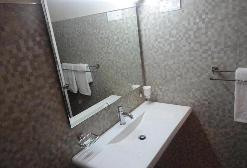 민박 The Hill Town Cottage