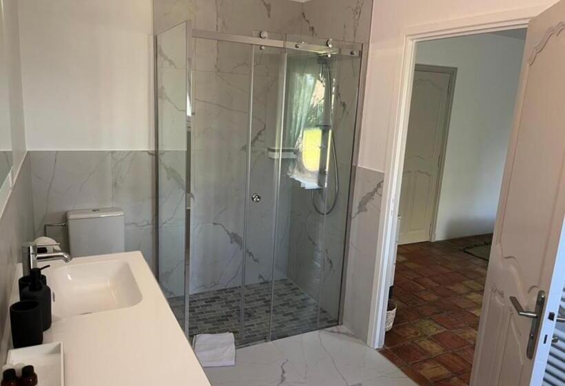 Bed and Breakfast Villa Made