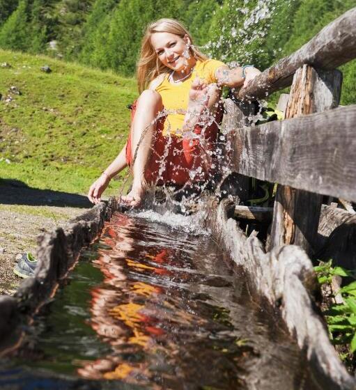 تختخواب و صبحانه Vorderwiesgut