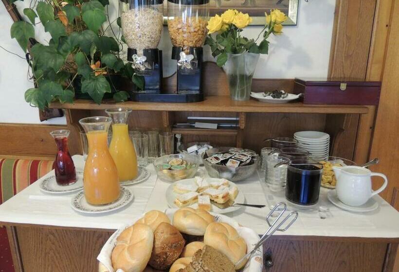 Landhotel Apartments Bauer