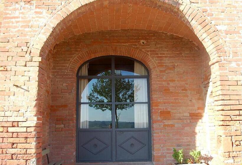 هتل Agriturismo Poggio Antico