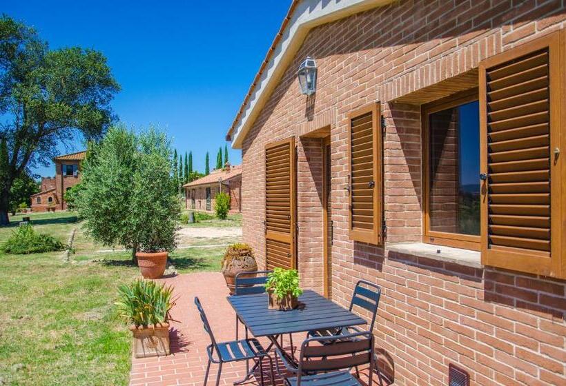 هتل Agriturismo Poggio Antico