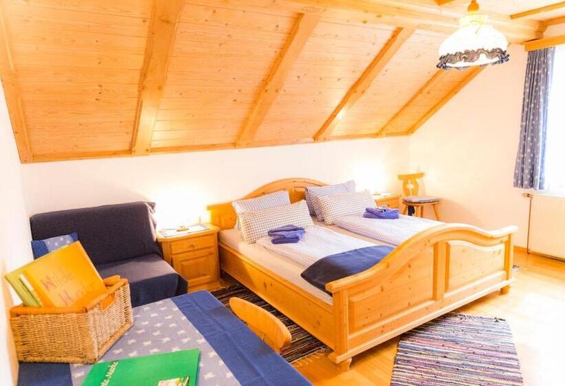 ホテル Bio Bauernhof Kurzeck