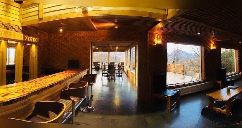 호텔 Cerro Negro Resto