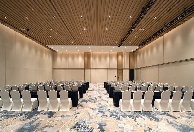 호텔 Crowne Plaza Zunhua Hot Spring Town, An Ihg