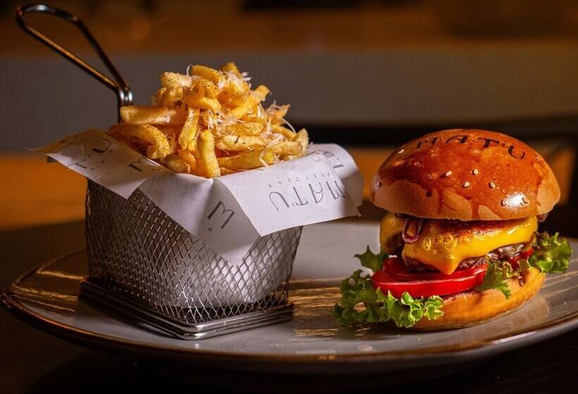 هتل El Portal Del Marques