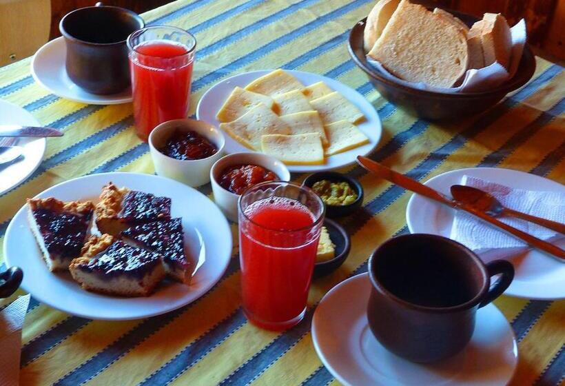 Отель Hospedaje Y Agrocamping Relmucura