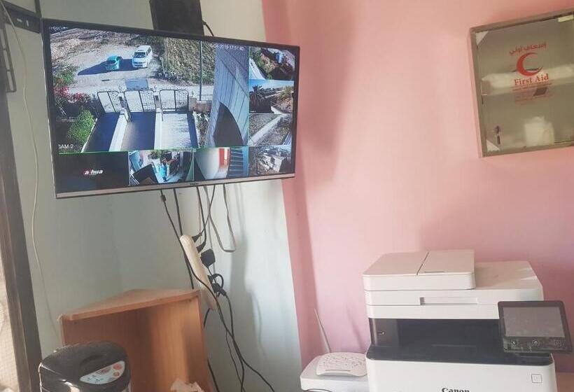 هتل Jericho Waleed S Hostel