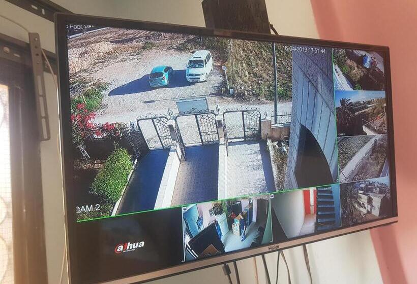 هتل Jericho Waleed S Hostel