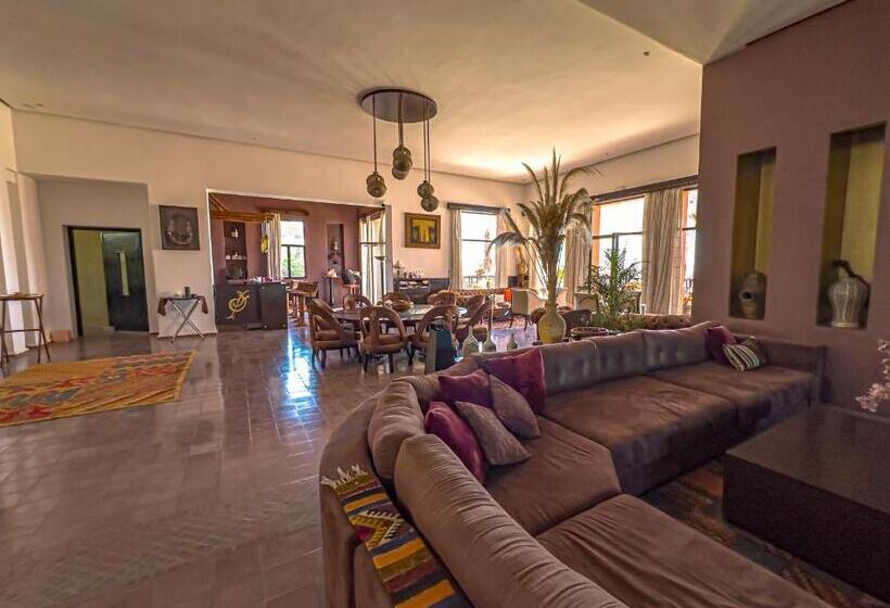 هتل Kasbah Agounsane