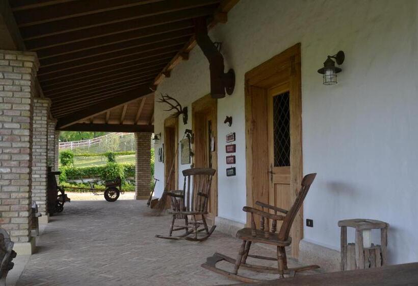Отель Pietra Cavalla   Ranch & Resort