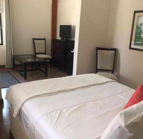 فندق Rancho Humo Estancia