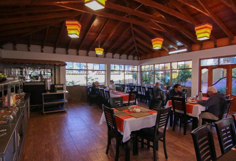 فندق Tunupa Lodge