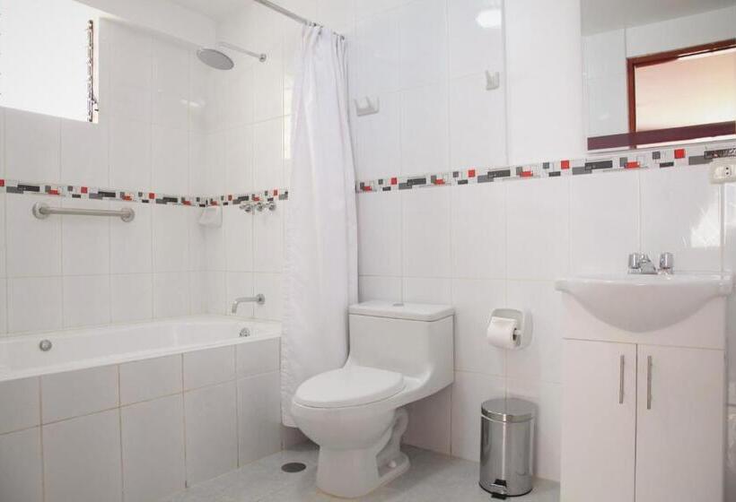 فندق Tunupa Lodge