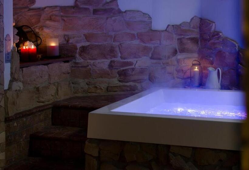 בית מלון כפרי Flos