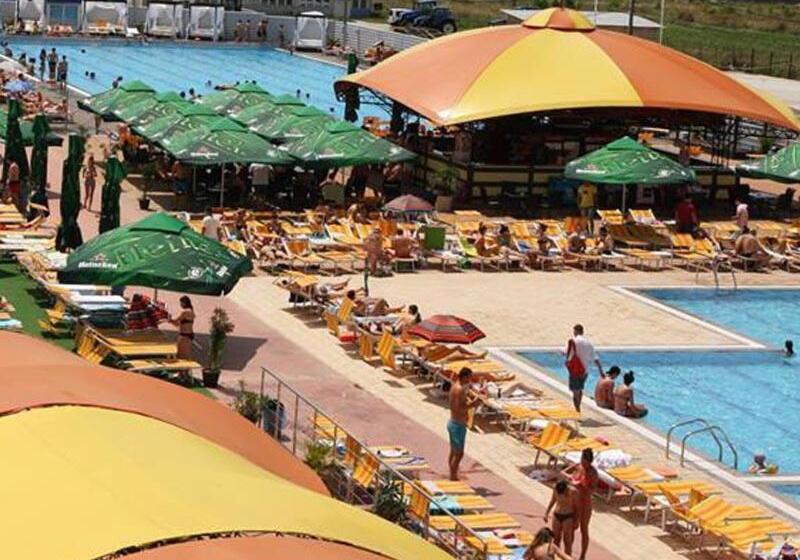 汽车旅馆 Il Capo Tour