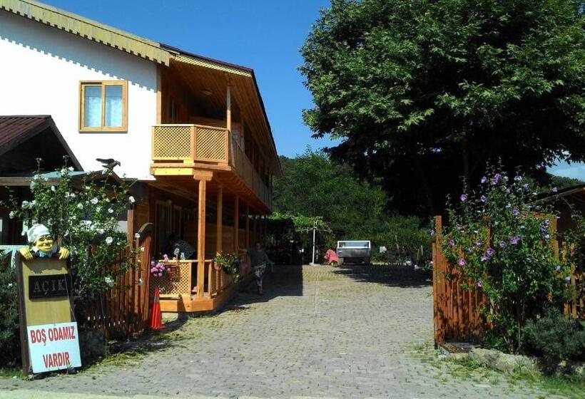 汽车旅馆 Zumrut Bahce