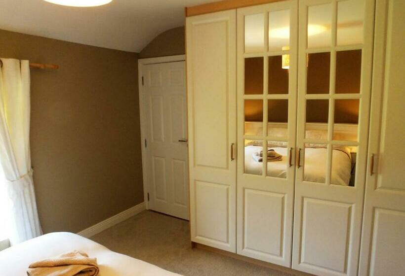 פנסיון Belle View House Self Catering