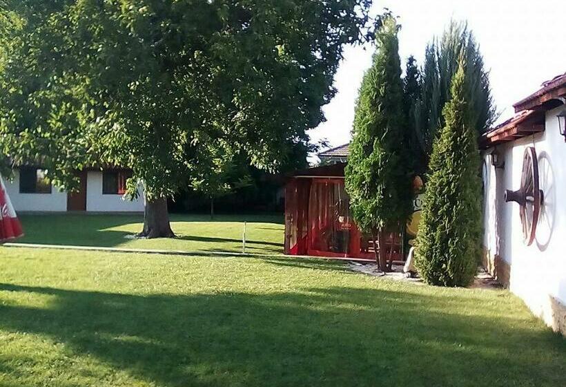 פנסיון Bolyarski Stan Guest House