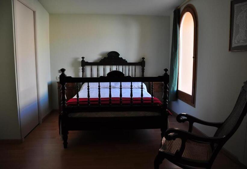 پانسیون Can Déu Del Firal