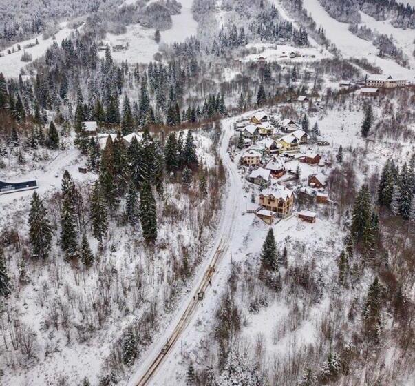 پانسیون Chalet Trostian