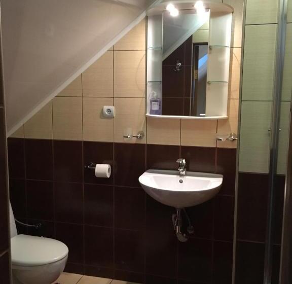 پانسیون Chalet Trostian