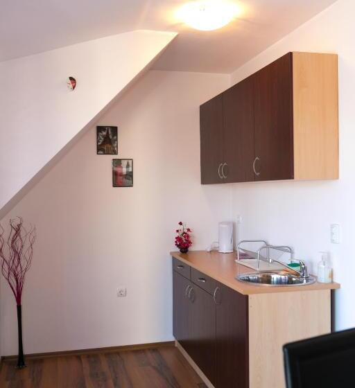 بنسيون Guest Rooms Tivona