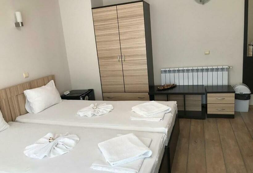 Пансион Jane Guest House