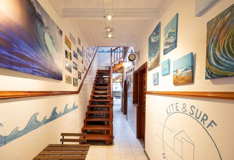 פנסיון Kite & Surf Nomad House