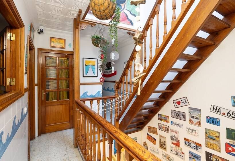 פנסיון Kite & Surf Nomad House