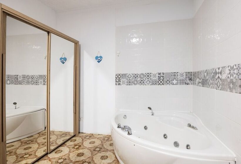 פנסיון Kite & Surf Nomad House