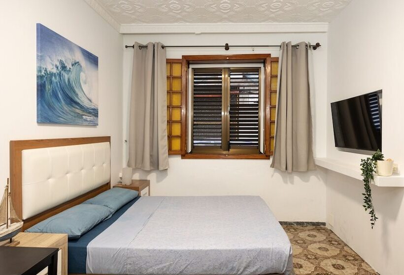 פנסיון Kite & Surf Nomad House