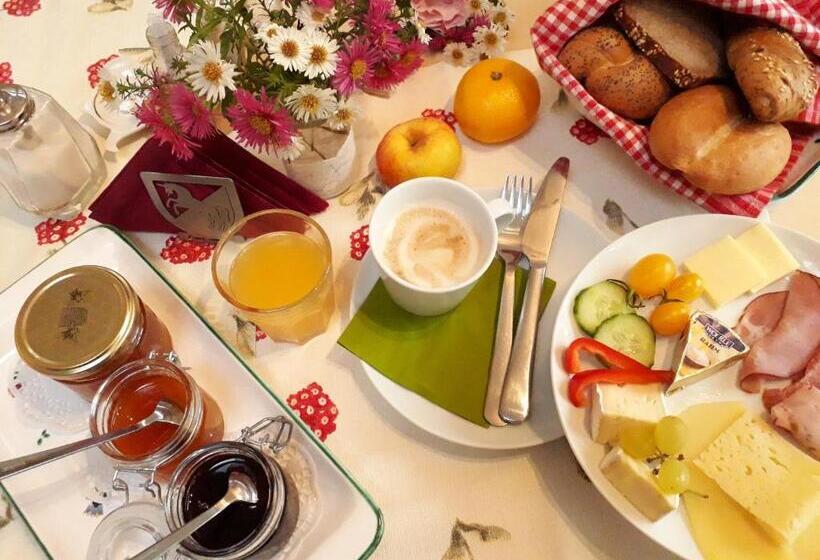 بنسيون Lunzferien