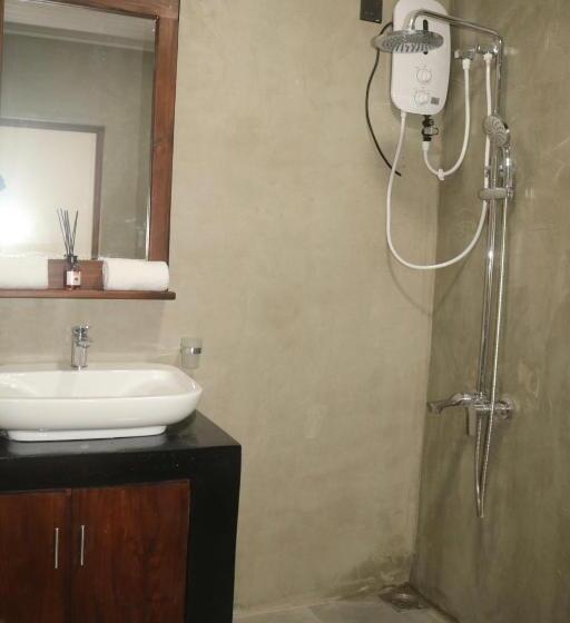 Пансион New Sandra Guesthouse