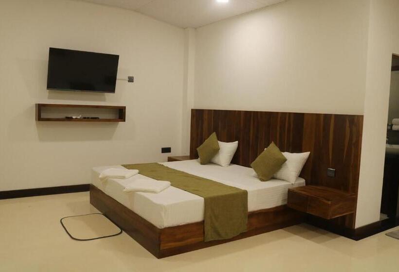 Пансион New Sandra Guesthouse