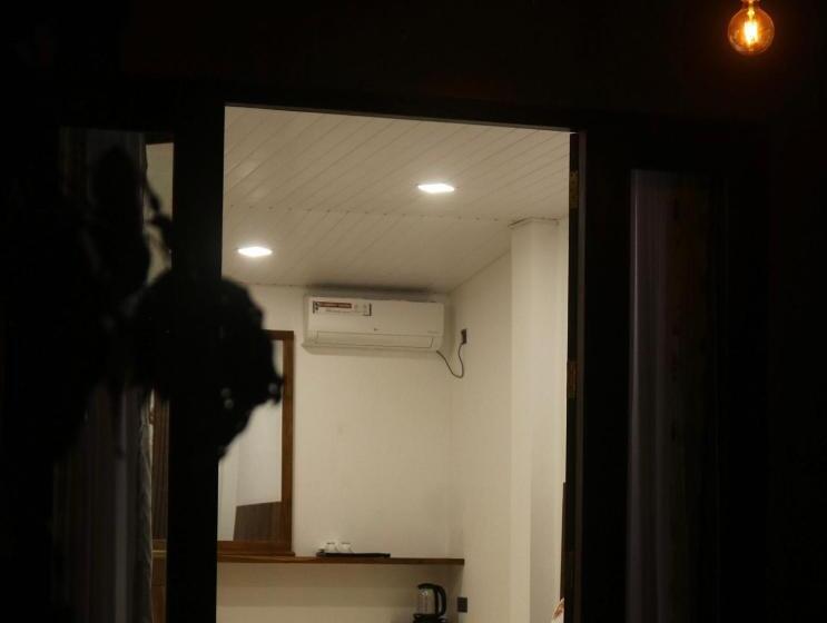 Пансион New Sandra Guesthouse