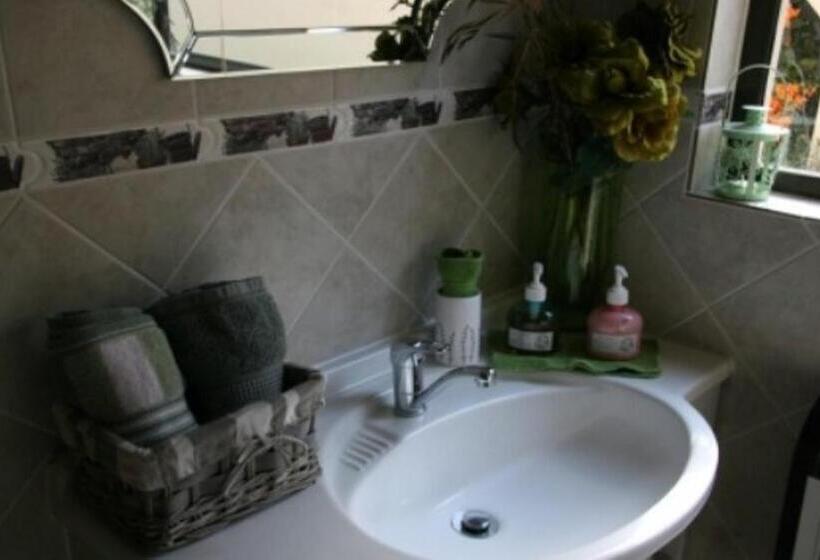 פנסיון Ponciana Superior Guesthouse