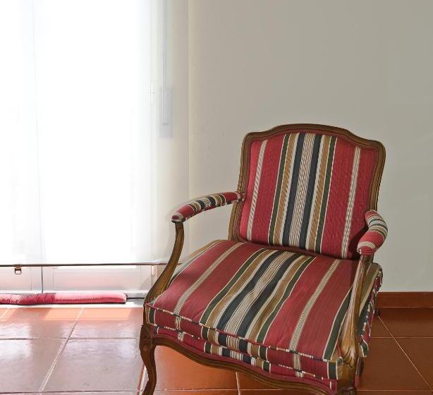 Пансион Retromovement House