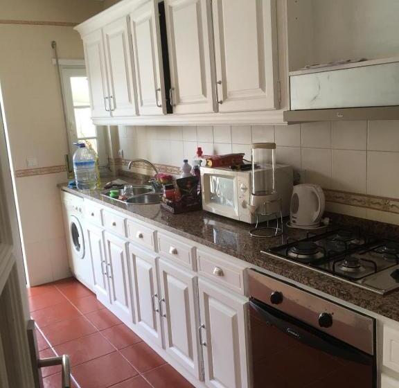 Пансион Retromovement House