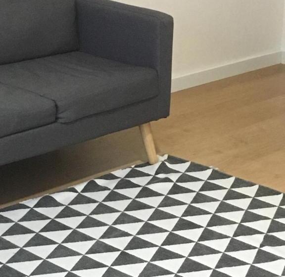 پانسیون Retromovement House