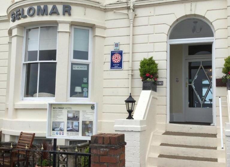 بنسيون The Selomar