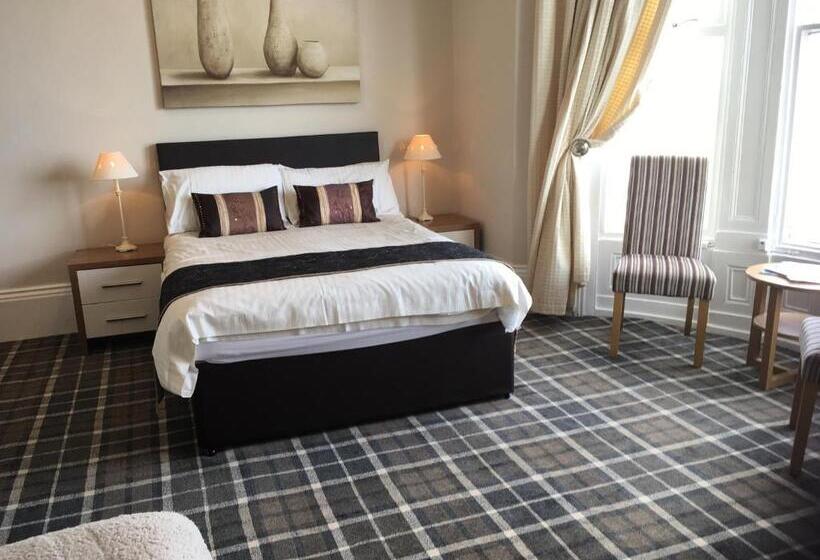 بنسيون The Selomar