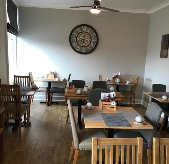 بنسيون The Selomar