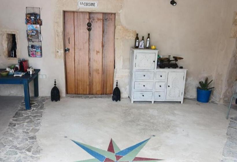 펜션 Une Nuit Au Village Chambre D Hôtes De Charme