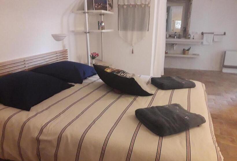 펜션 Une Nuit Au Village Chambre D Hôtes De Charme